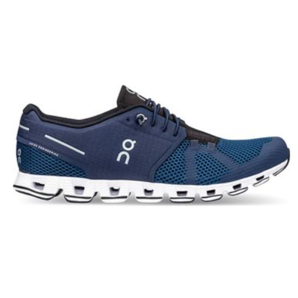 ON Cloud Running Shoe in Blue - size 7.5M
